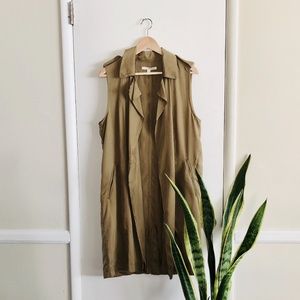 trf_outerwear Long Green Vest sz M